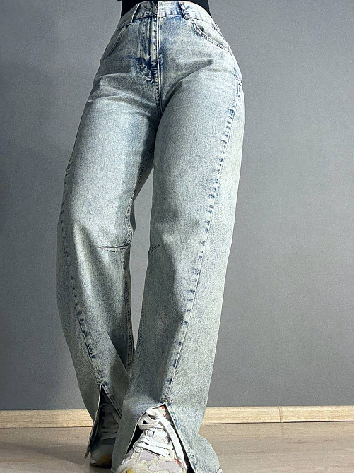 Джинсы женские It’s Basic 3055 LOOSE FIT прямые с разрезами впереди голубые, голубой, 36, 36, 75 см, 102 см Киев - изображение 4