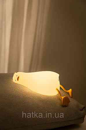 Силіконовий нічник "Лежача качка" з підставкою для телефону Київ