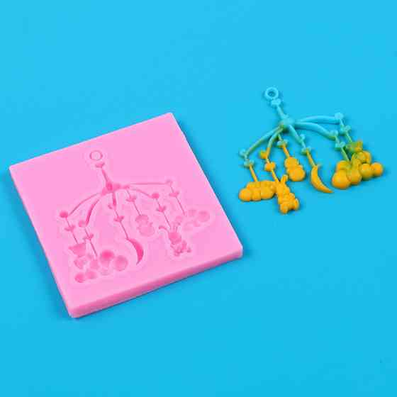 Силиконовая форма Мобиль для младенца 77 на 76 мм розовый Киев