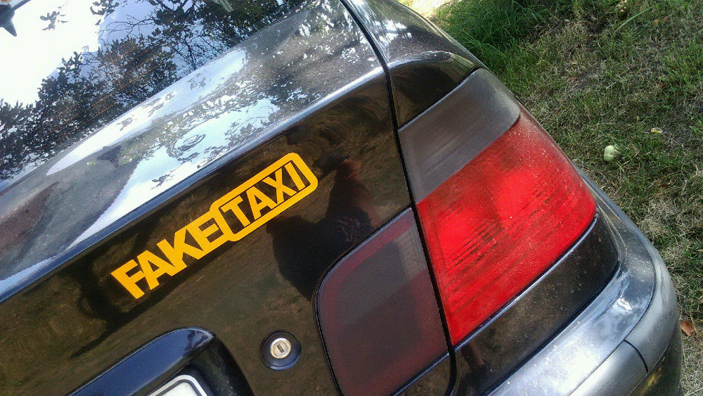 Наклейка на авто FakeTaxi Белая, Желтая светоотраж Киев - изображение 7