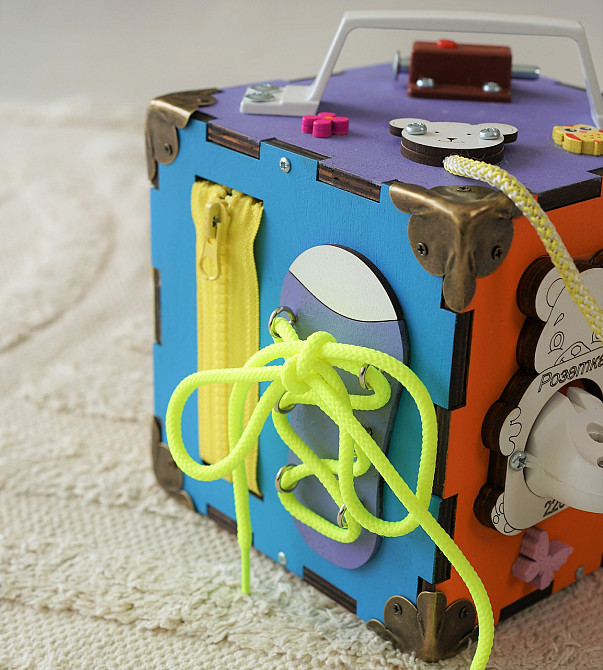 Маленький Бізікуб 15*15*15 Різнобарвний дитячий розвивальний куб міні Бізіборд Тернопіль - фото 7