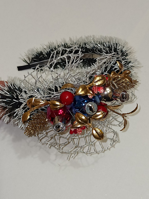 Обруч декор на голову з мішурою і новорічними іграшками one size різнокольоровий ручна робота Київ - фото 4