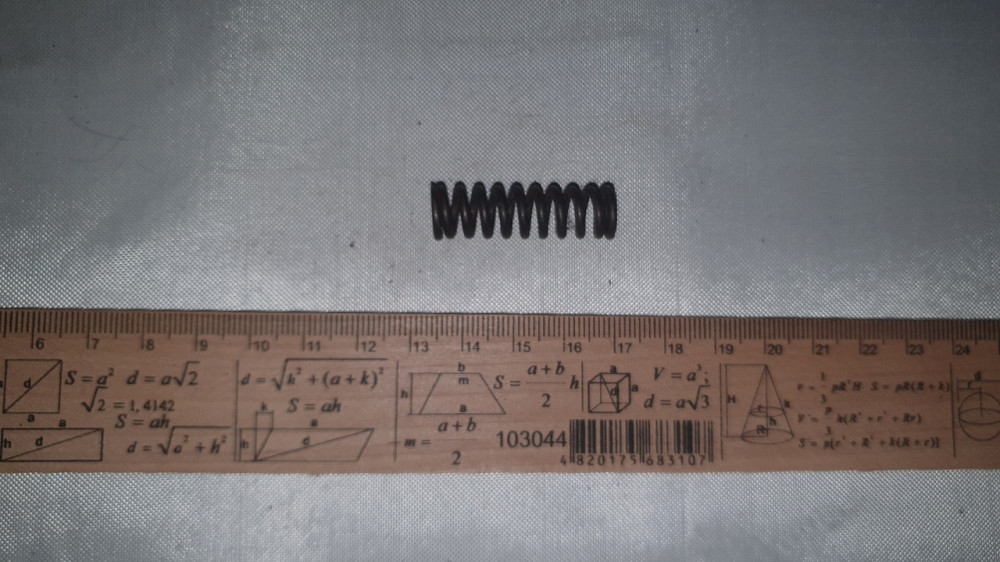 Пружина сжатия 10.5х36х2 мм. СССР. Харьков - изображение 1
