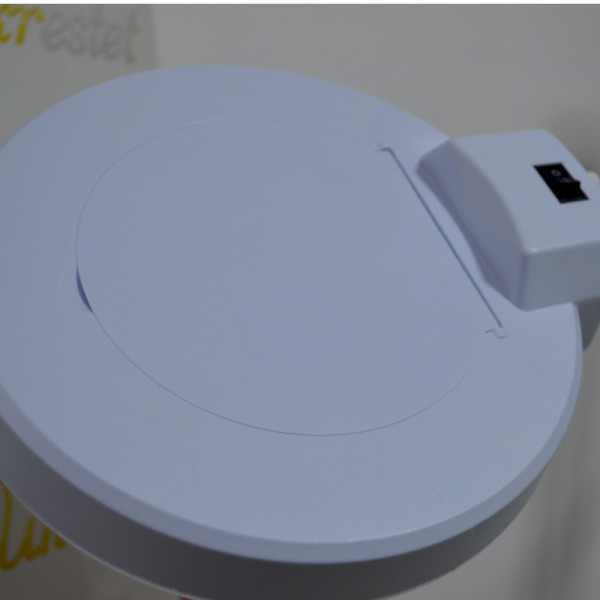 Лампа лупа підлогові на колесах на штативі з 120 LED діодами , з кришкою , збільшення 5 діоптрій . Київ - фото 3