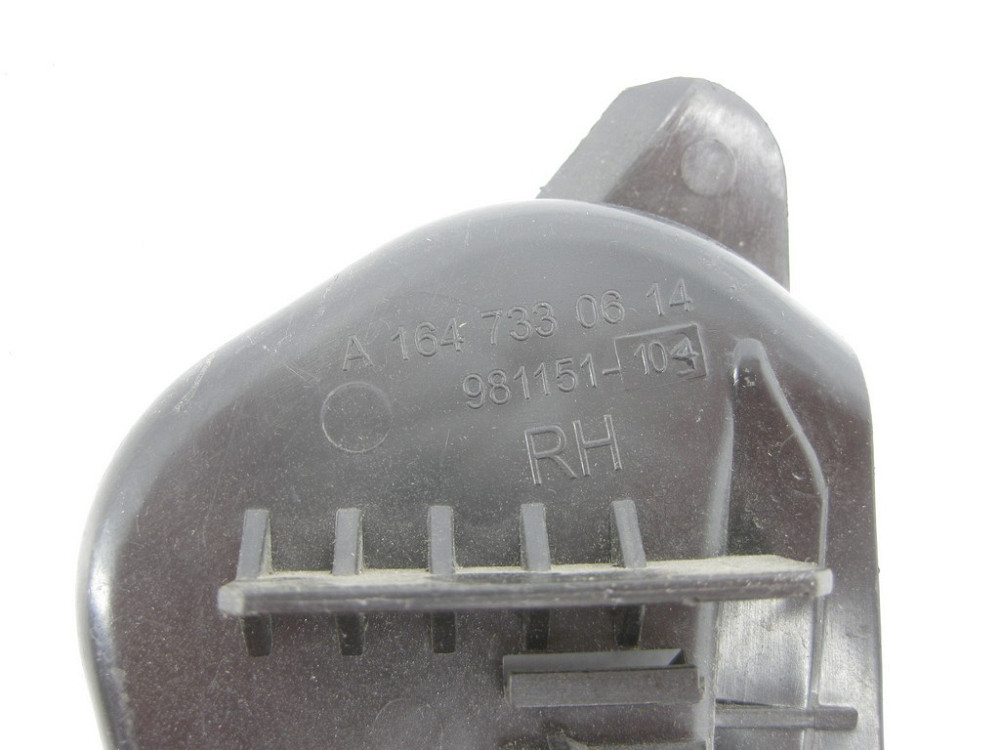 Mercedes-Benz  A1647330614 Кришка - кронштейн замка задніх правих дверей ML W164 Одесса - изображение 9