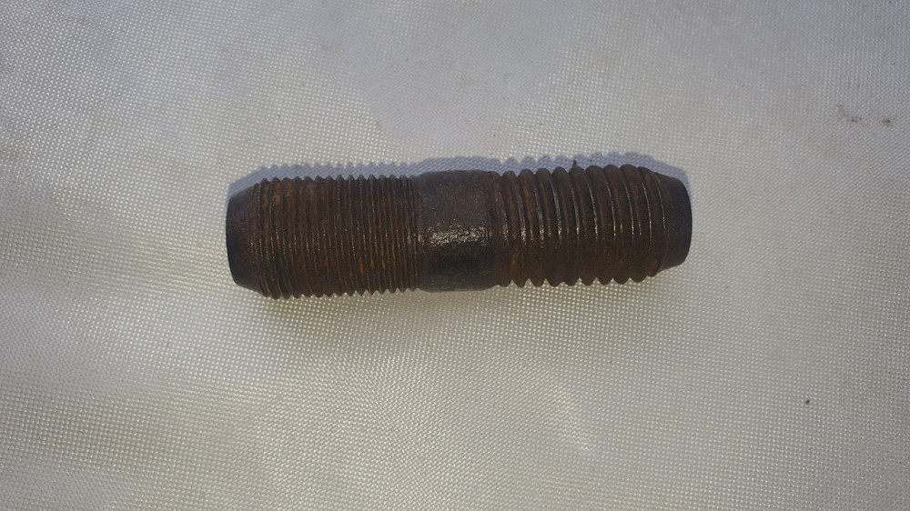 Шпилька М18х1.5 М18х2.5. Довжина — 65 мм. СССР. Харків - фото 1