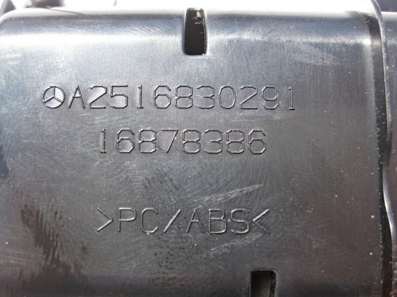 Mercedes-Benz  A1646801552 8K67 Речове відділення в центральній консолі ззаду бежеве ML W164 GL X164 Одеса - фото 4