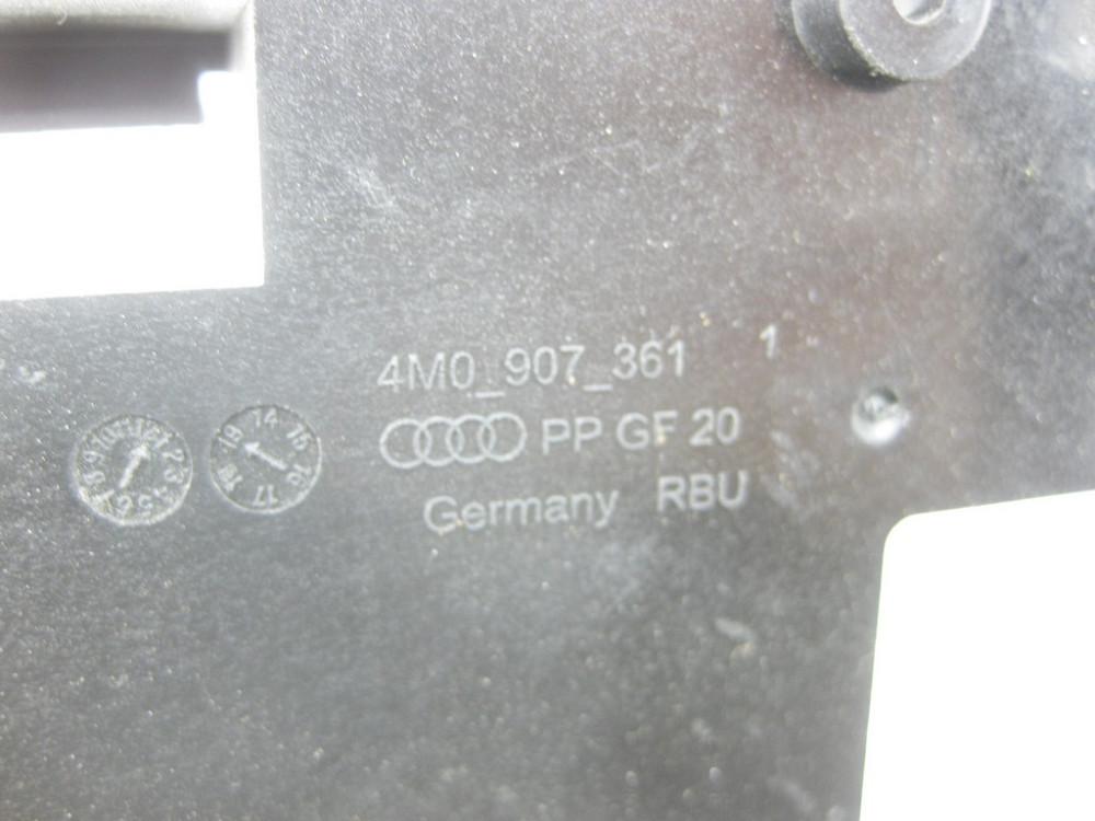 VAG  4M0907361 Кронштейн блоку керування системою AdBlue Одеса - фото 4