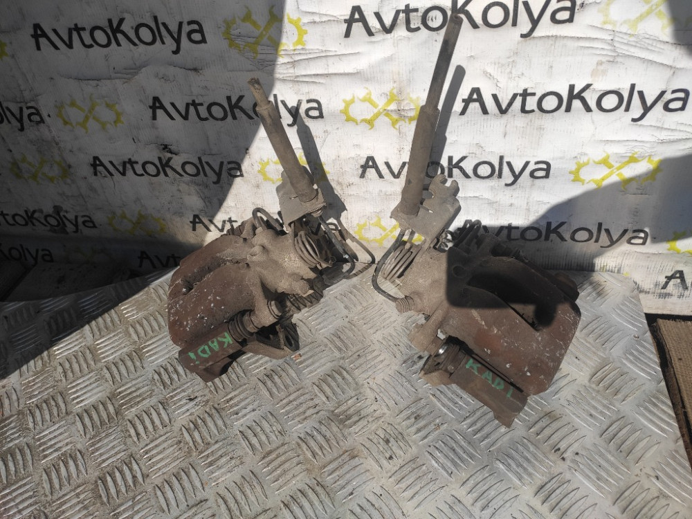 Супорт задній VW Caddy 2004-2010 Ковель - фото 1