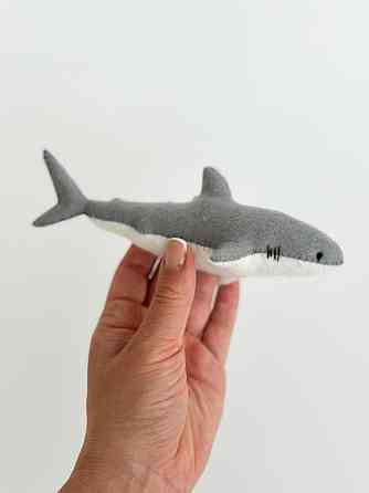 Мягкая фетровая игрушка акула ручной работы – безопасная развивающая игрушка Киев