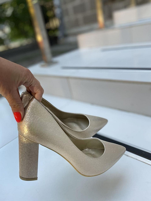 Comer Туфлі жіночі COMER золото еко-шкіра каблук 8см 40р (1970) Коломия - фото 8