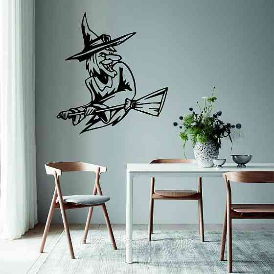 Декоративное настенное Панно «Ведьма с метлой», Декор на стену 70*64 см, Черный Киев