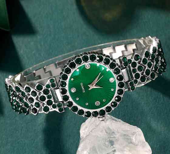 Жіночий подарунковий набір Emerald Shine годинник браслет кольє сережки каблучка зелений Київ