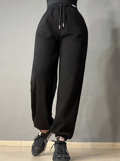 Штани жіночі A-N 27068 спортивні джогери з нашивкою на поясі чорні, чорний, M Київ - фото 13