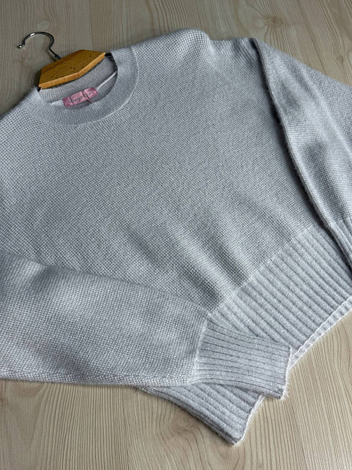 Свитер женский Fancy Matinee 7571 вафельный из ангоры оверсайз, светло-серый, one size Киев - изображение 4