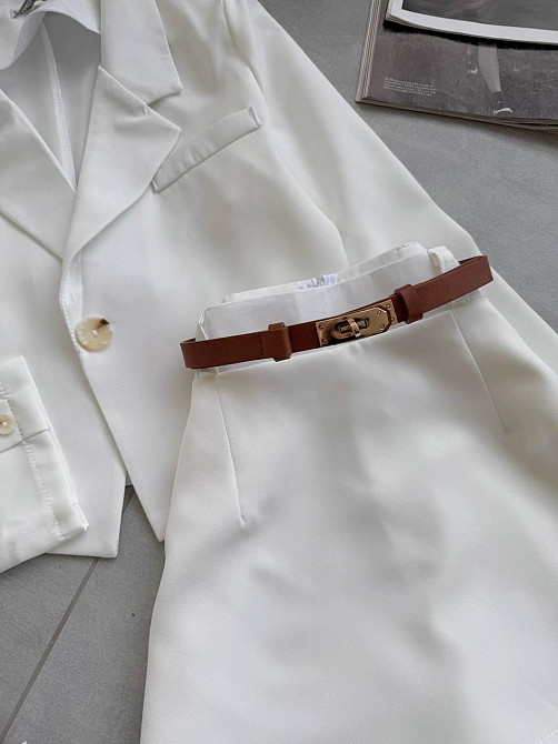 Женский базовый костюм двойка: пиджак + юбка+шорты костюмка Одесса - изображение 3