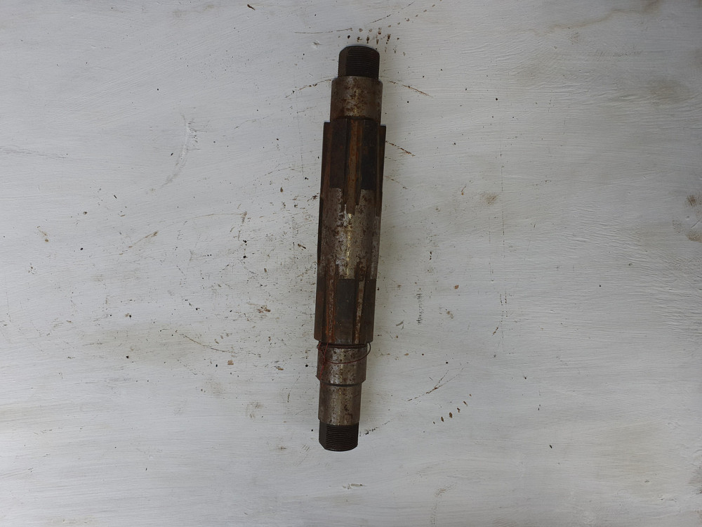 Вал промежуточный раздаточной коробки ЗИЛ-157. 121-1802085 Харьков - изображение 1