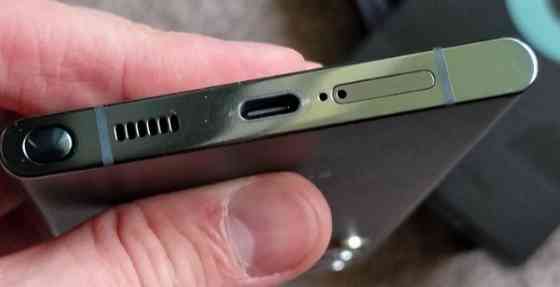 Смартфон: Samsung S22 Ultra 12/256Gb.Duos (SM-S908B/DS) Київ