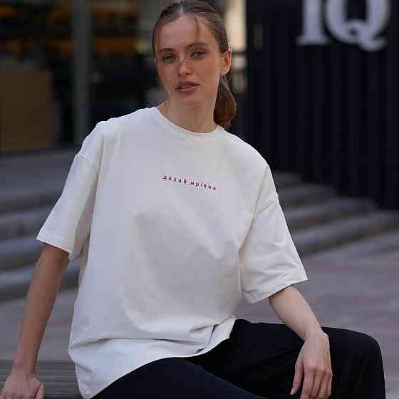 Футболка Hillary&M.Bocharova "Дихай мріями" Київ