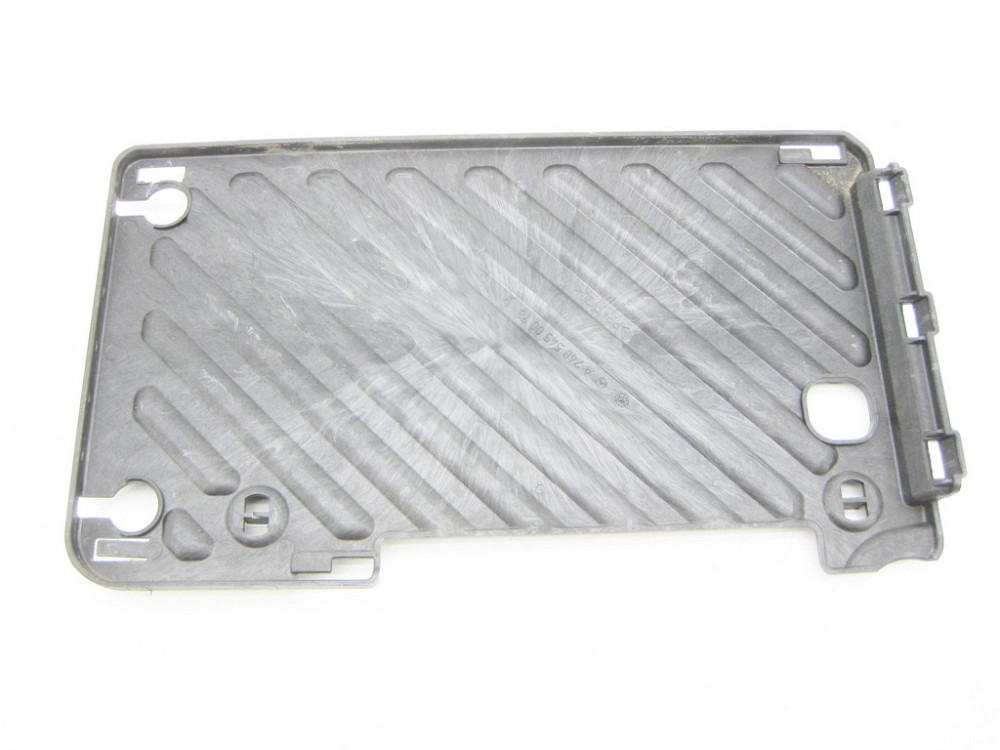 Mercedes-Benz  A2465460078 Ізоляційна пластикова пластина під АКБ CLA Shooting Brake X117 CLA C117 GLA X156 A-class W176 B-class W242 B-class W246 Одесса - изображение 1