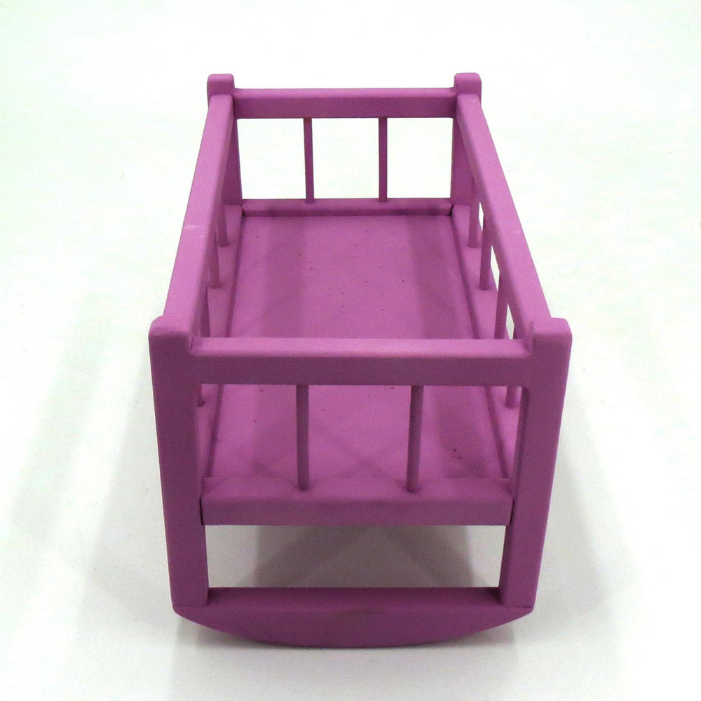 Кровать для кукол 