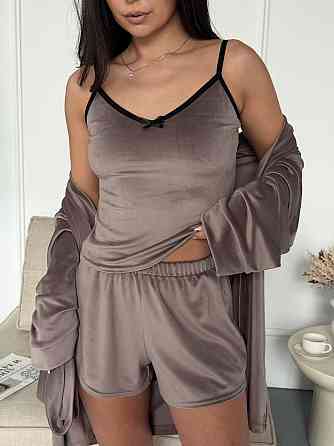 Женский повседневный домашний велюровый комплект тройка: халатик+майка+шорты Капучино Одесса