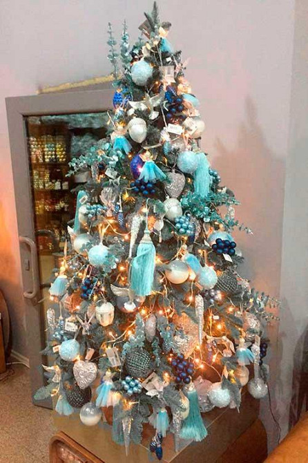 Штучна пухнаста ялинка Преміум (висота 1.90 м) лита (Блакитна) Вінниця - фото 8