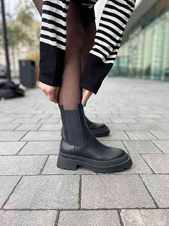 SOTHBY'S Черевики жіночі Sothby 's M-1083 чорні (зима, шкіра натуральна) (5314) 38р.39р.40р. 38 Коломыя