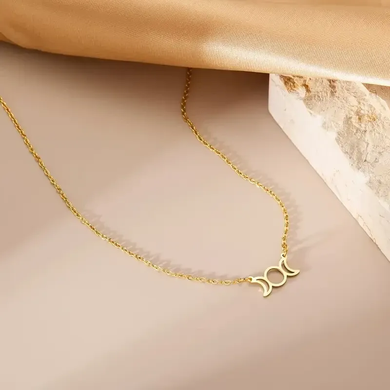 Намисто з підвіскою “Три Місяці” – золотистий колір Київ - фото 4