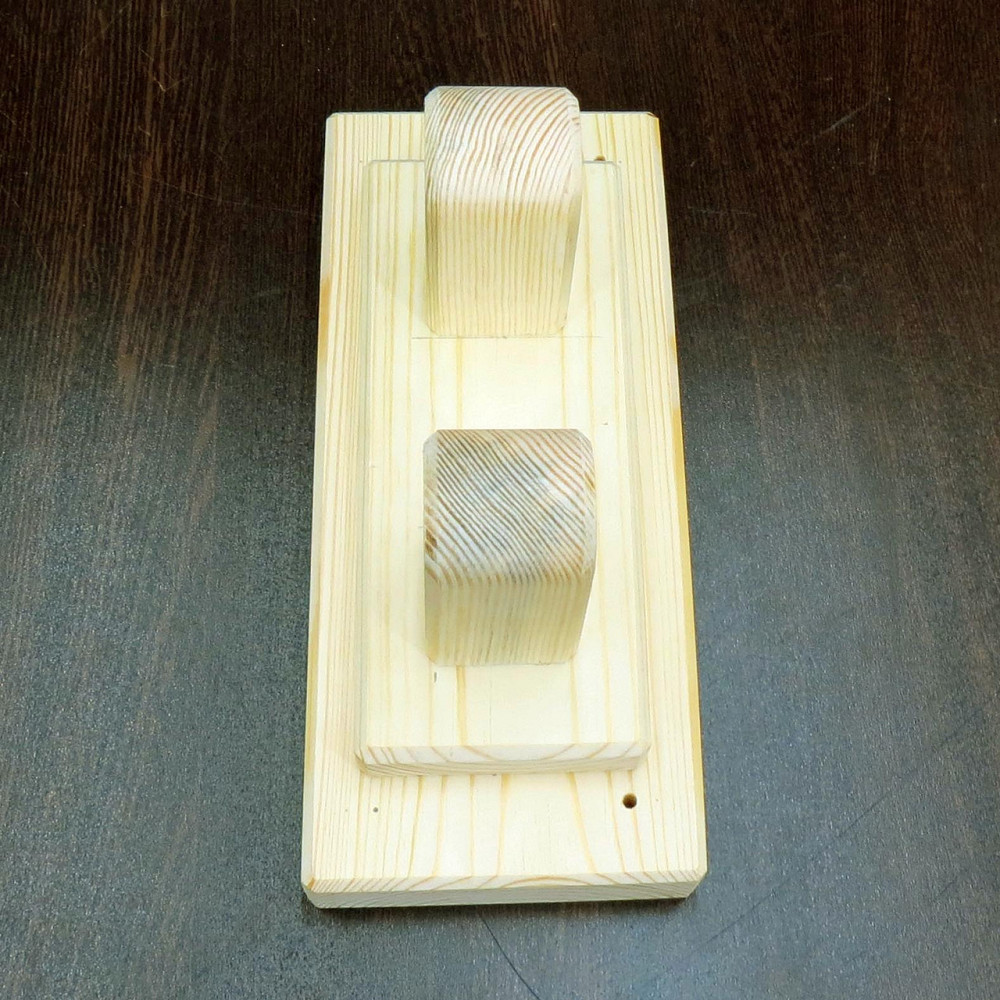 Настенный держатель гитары 