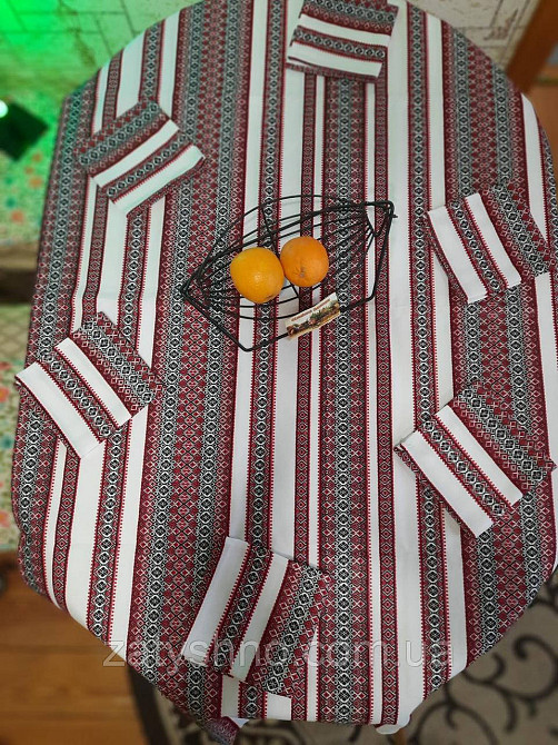 Вишита скатертина з серветками на подарунок Київ - фото 4