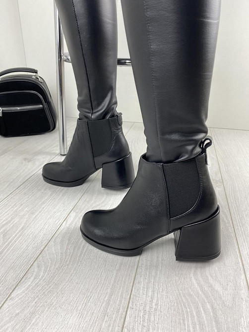 Черевики жіночі TWO STEPS чорні натуральна шкіра каблук 8см (2767) Коломия - фото 4