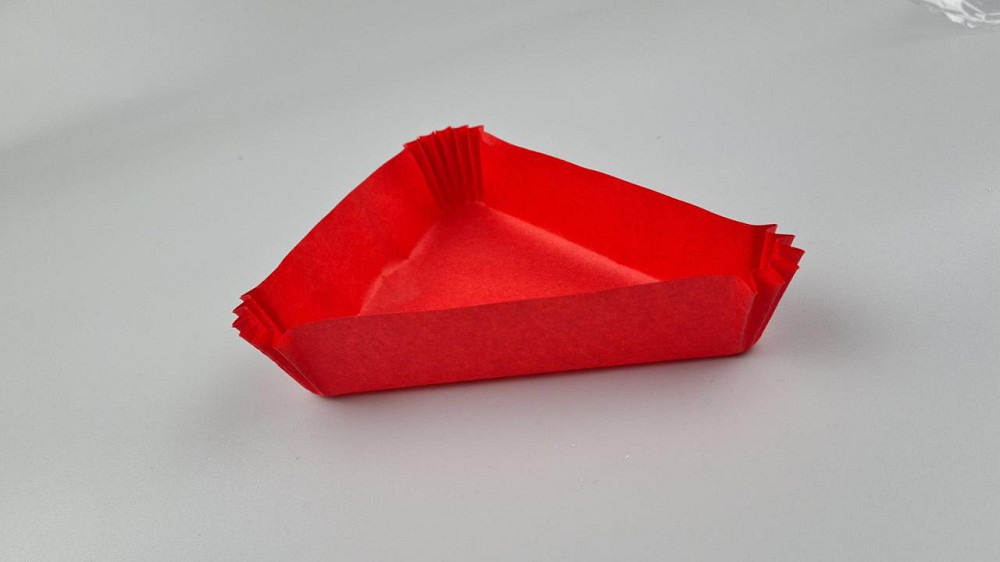 Тартолітка для кексів Тр130 трикутна червона H30 (100 шт.) (1 уп.) Харків - фото 1