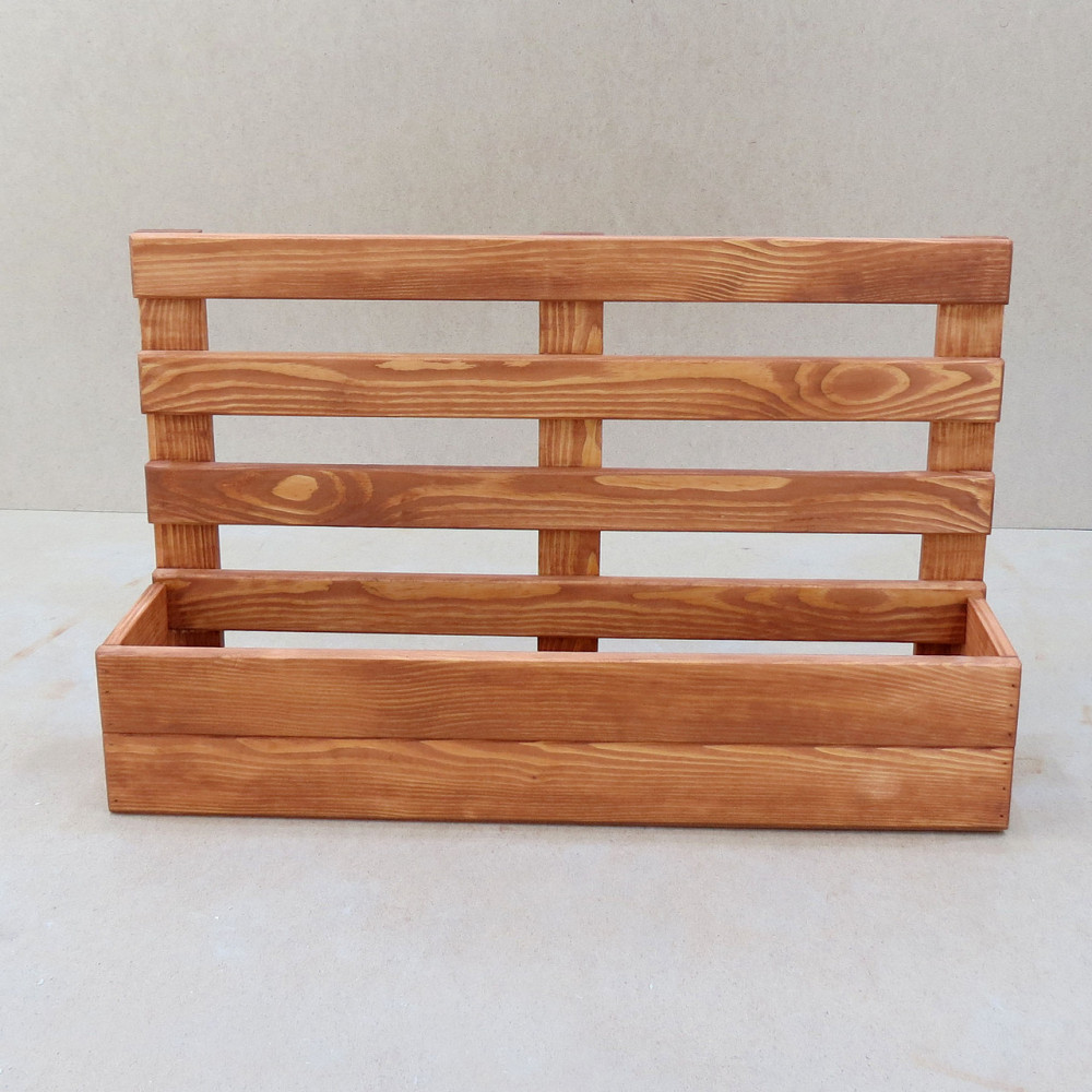 Полка настенная для цветов 