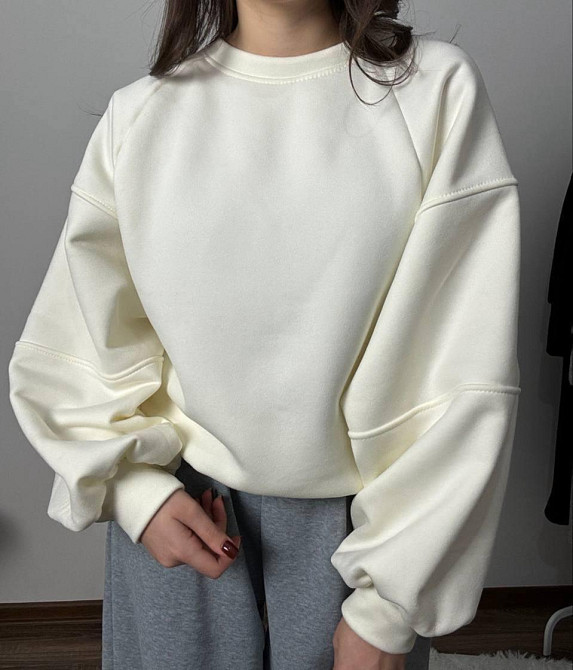 Жіночий теплий оверсайз світшот тринитка на флісі Молочний Одеса - фото 2