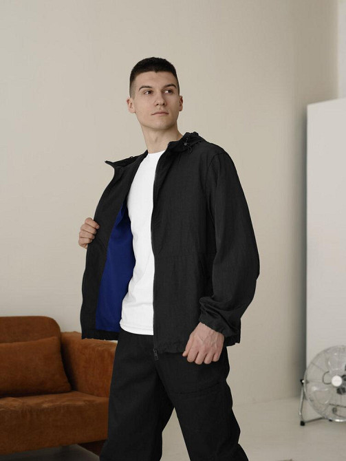 Чоловіча чорна вітрівка. Куртка-вітрівка демісезонна легка з кишенями Pobedov Neon Київ - фото 8