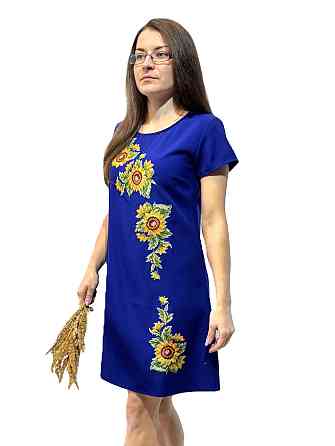 Жіноча вишита сукня яскраво синя короткий рукав  в Соняхах Київ