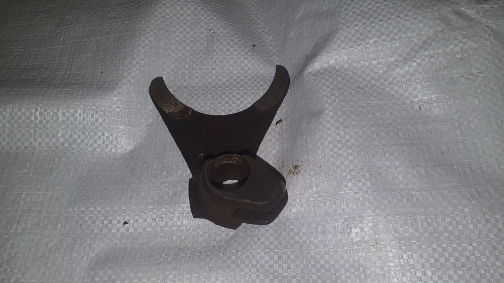 Вилка заднего хода Т-150. 151.37.163-1. Харьков - изображение 1