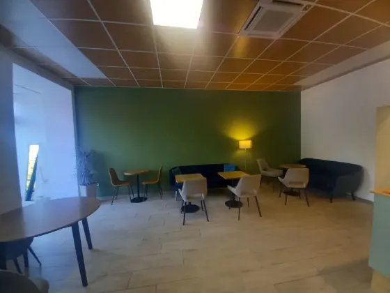 Оренда магазина на червоній лінії в ЖК "Салют" свіжий ремонт Дніпро