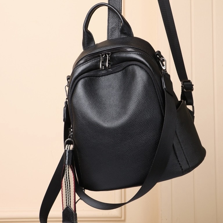 Шкіряний жіночий рюкзак міський 30х24х13, матова сумка на плечі, чорна Київ - фото 3