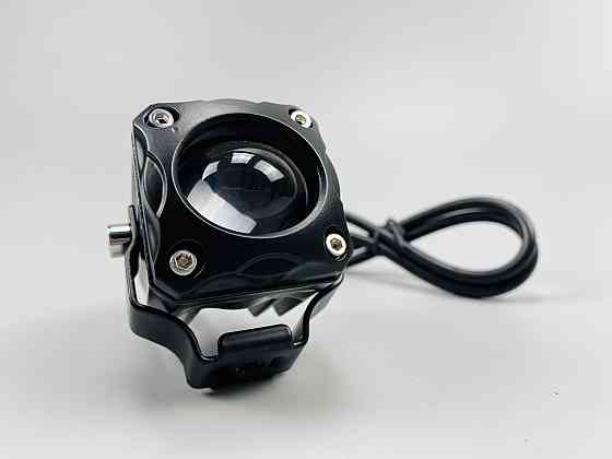 Економічний прожектор для мотоцикла, Двоколірні світлодіодні протитуманки Фара LED квадратна 20W Мукачево