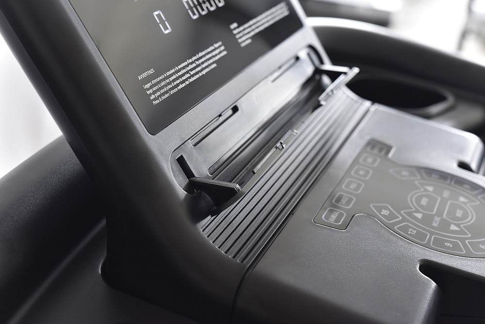 Бігова доріжка Toorx Treadmill Voyager Plus (VOYAGER-PLUS) Київ - фото 6