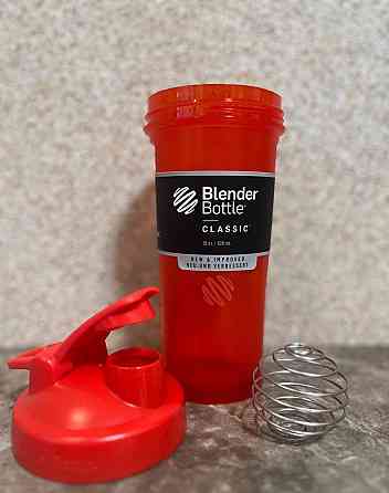 Шейкер спортивний BlenderBottle Classic для протеїну та коктейлів, пляшка для фітнесу і залу Київ