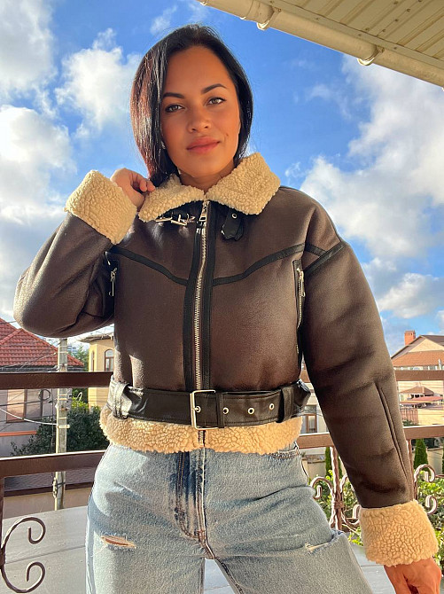 Дублянка жіноча Aftf Basic 265 коротка ремінь блискавка з хутром екошкіра коричнева, коричневий, S Київ - фото 11