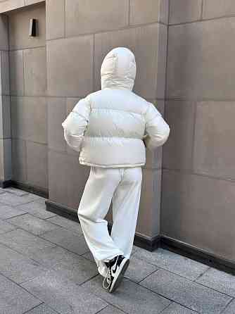 Женская короткая куртка дутик с карманами и капюшоном плащевка перламутр на синтепоне Одесса