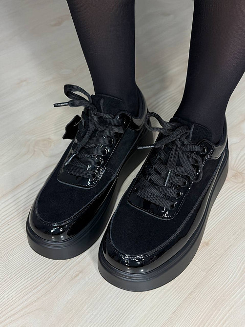 Кеды женские Hengji 536-9 комбинированные из замши и лаковой кожи на платформе черные, 39, 25 см Киев - изображение 16