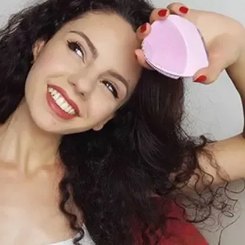 Электрическая щетка-массажер для лица FOREO LUNA mini 2 / Силиконовая щетка Коломия