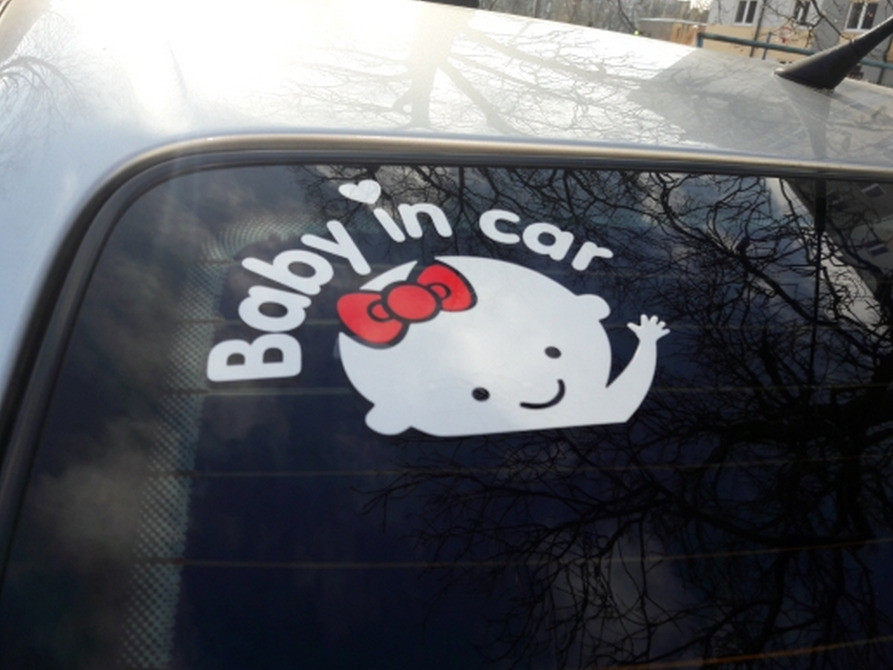 Наклейка на авто Девочка Киев - изображение 5