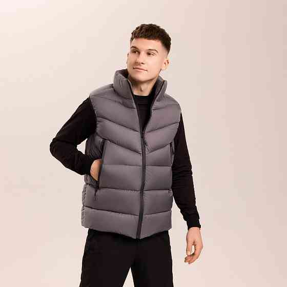 Темно-сіра жилетка для чоловіків з плащівки Pobedov Puffer Київ