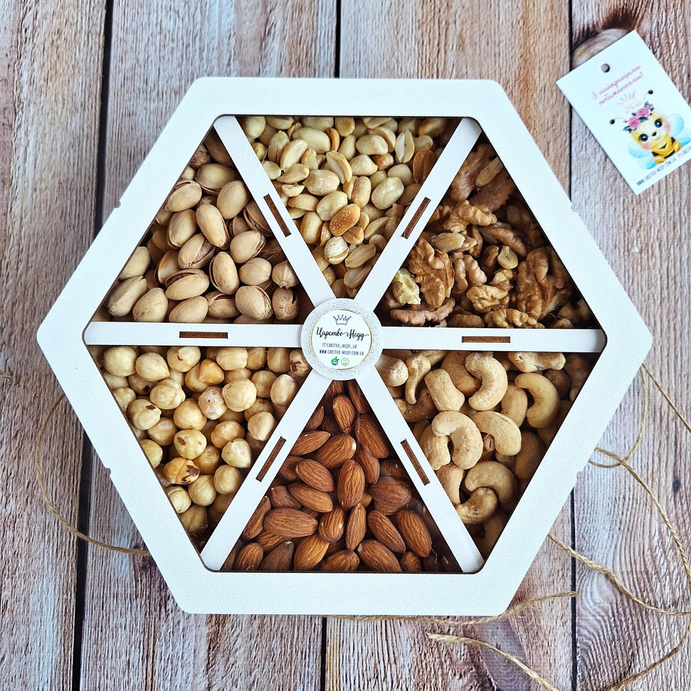 Подарунковий набір горішків у дерев'яній коробочці 450 грамів Одеса - фото 7